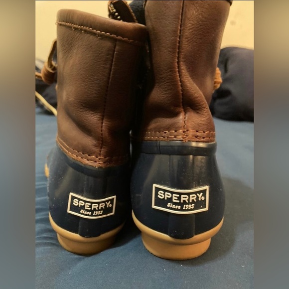 Sperry Duck Boots size 6 - Picture 3 of 4